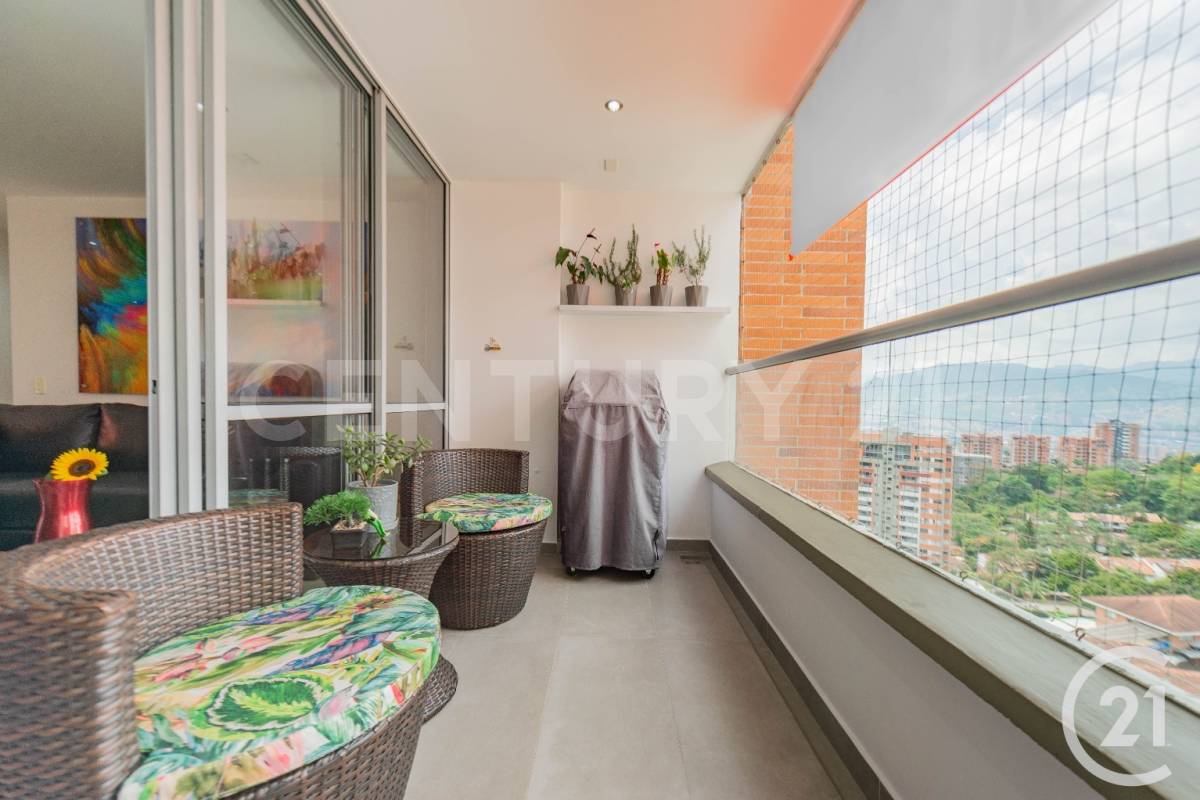 Apartamento en venta en Cumbres, Envigado · foto 4 de 24
