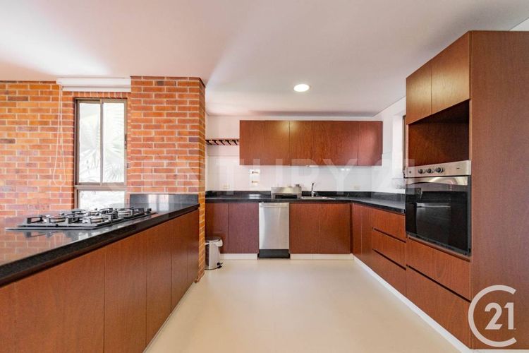 Casa de 3 alcobas en venta en Entreamigos, Sabaneta, 266 m² · foto 4 de 24