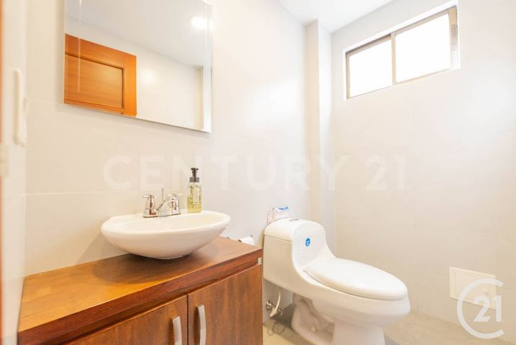 Casa de 3 alcobas en venta en Entreamigos, Sabaneta, 266 m² · foto 13 de 24