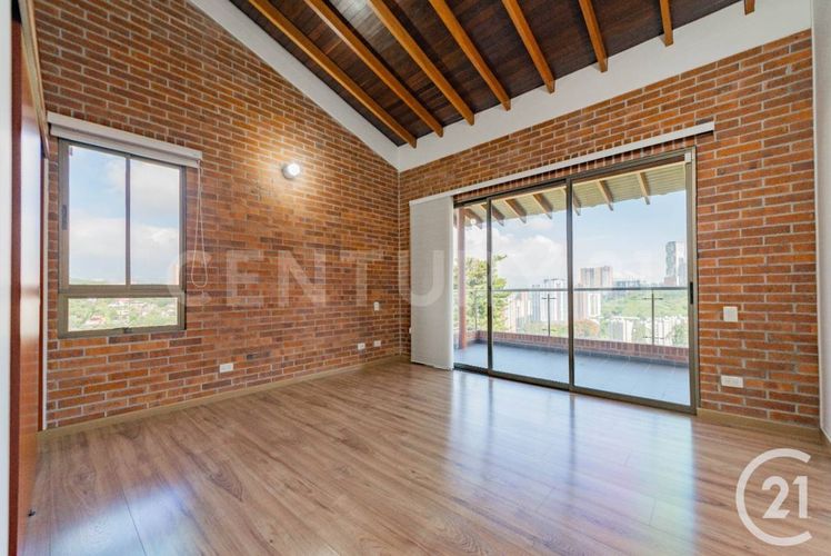 Casa de 3 alcobas en venta en Entreamigos, Sabaneta, 266 m² · foto 20 de 24