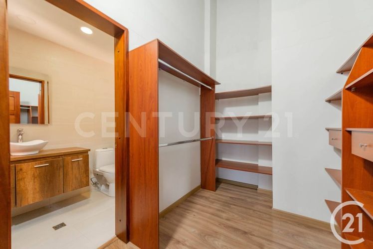 Casa de 3 alcobas en venta en Entreamigos, Sabaneta, 266 m² · foto 24 de 24
