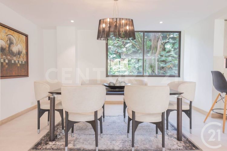 Apartamento de 3 alcobas en arriendo en San Lucas, Medellín, 230 m² · foto 3 de 21