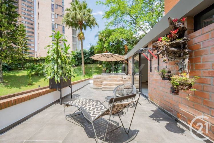 Apartamento de 3 alcobas en arriendo en San Lucas, Medellín, 230 m² · foto 19 de 21