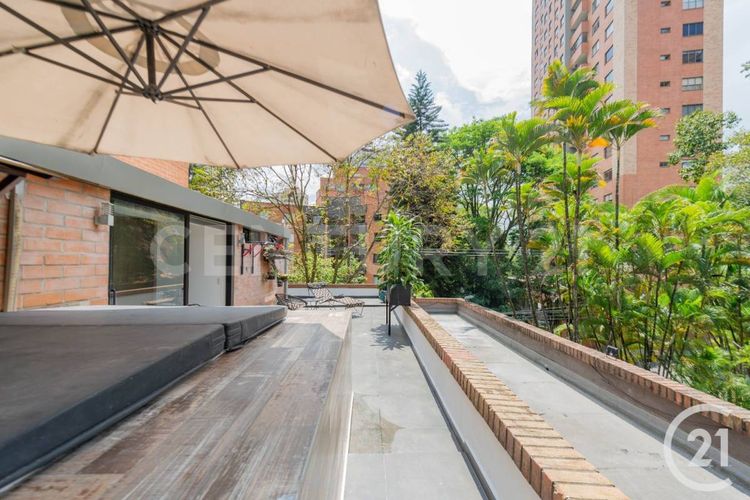 Apartamento de 3 alcobas en arriendo en San Lucas, Medellín, 230 m² · foto 20 de 21