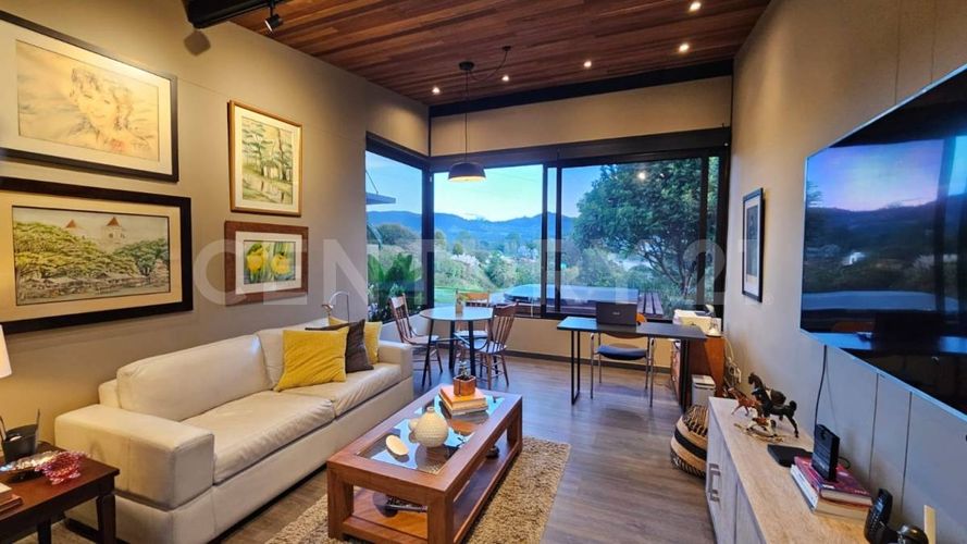 Casa de 3 alcobas en venta en Guamito, La Ceja, 372 m² · foto 4 de 20