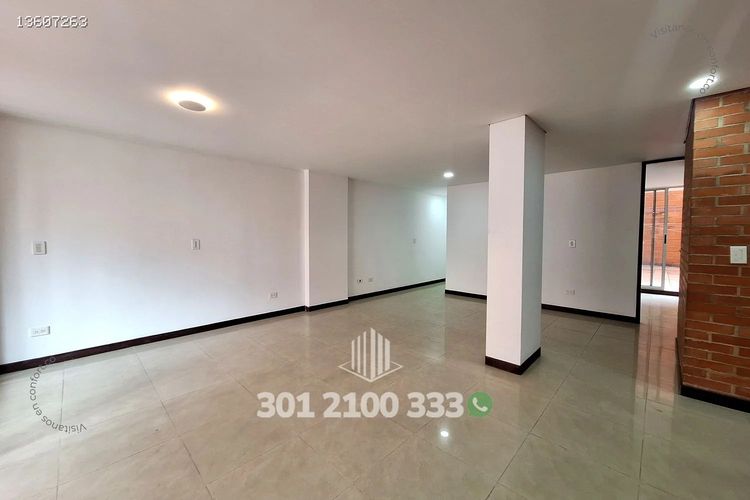 Apartamento de 3 alcobas en arriendo en Conquistadores, Medellín, 138 m² · foto 3 de 24