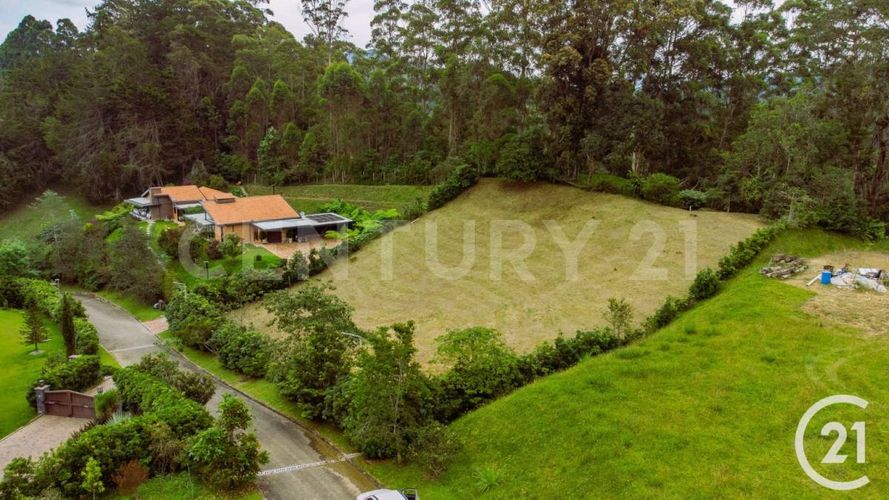 Lote en venta en Pantanillo, El Retiro, 2122 m² · foto 8 de 12