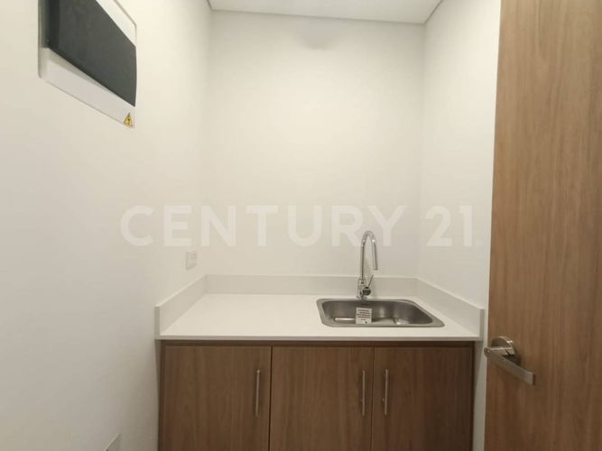 Consultorio en venta en Los Pinos, Medellín, 30 m² · foto 20 de 23
