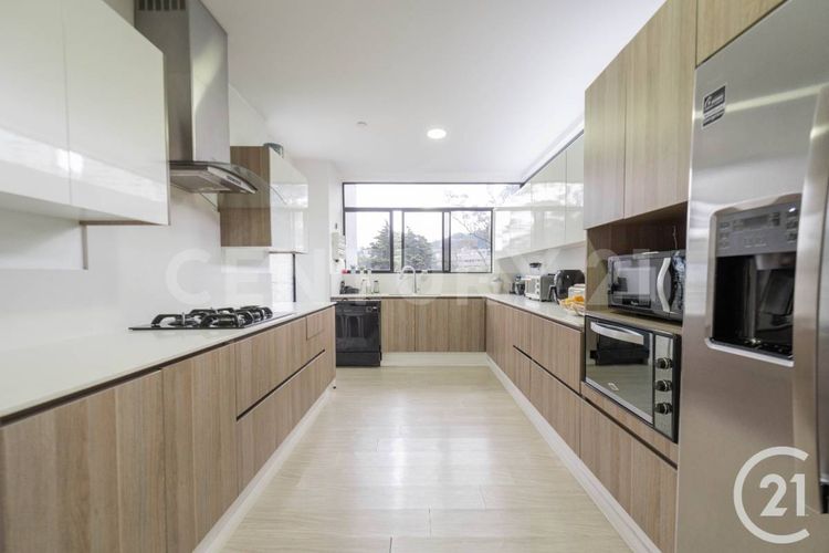 Apartamento de 3 alcobas en venta en Las Lomas, Medellín, 165 m² · foto 9 de 23
