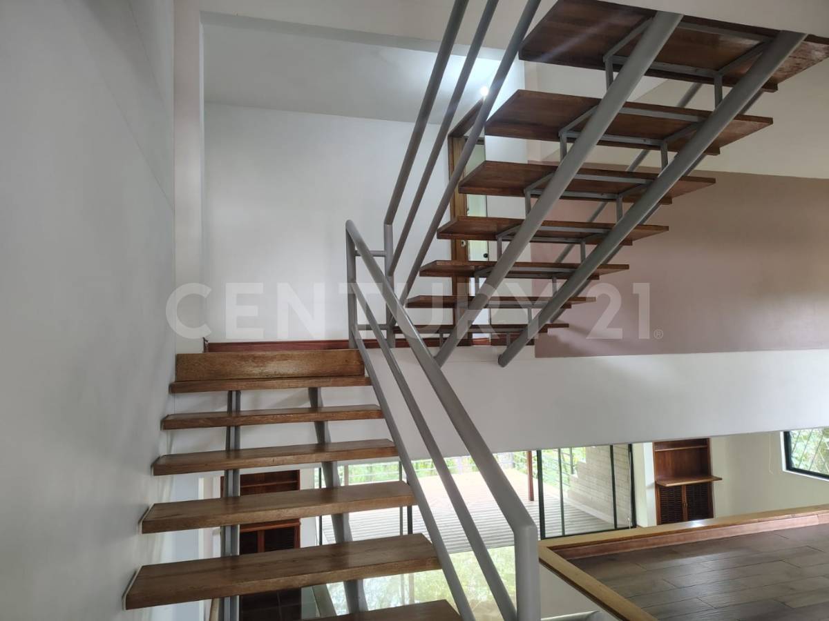 Casa en arriendo en El Poblado, Medellín · foto 14 de 24