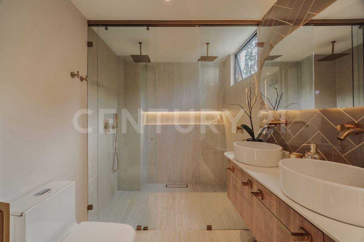 Apartamento en arriendo en La Candelaria, Medellín · foto 4 de 21