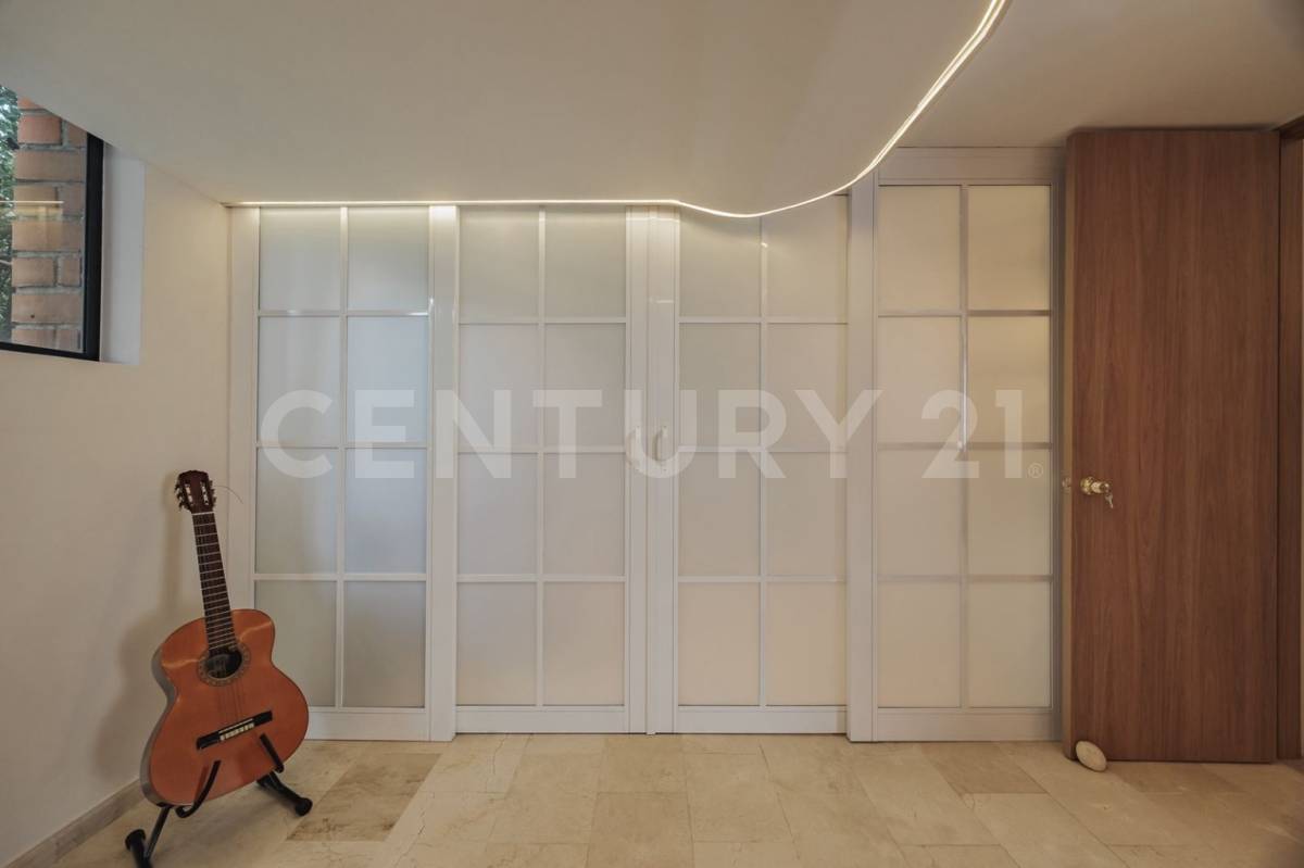 Apartamento en arriendo en La Candelaria, Medellín · foto 6 de 21