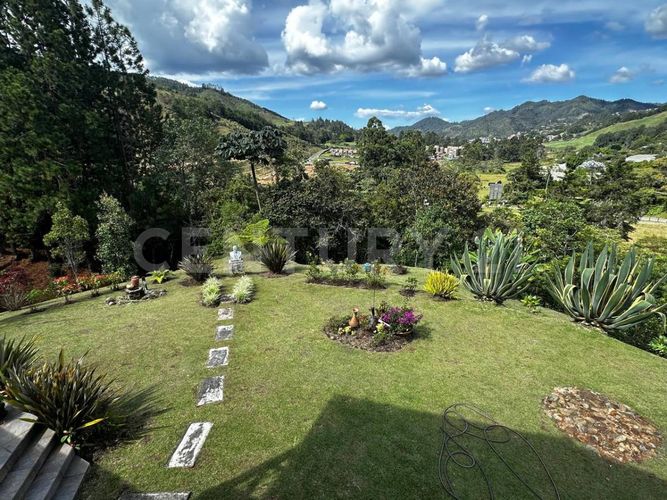 Casa de 4 alcobas en venta en El Retiro, 220 m² · foto 20 de 22