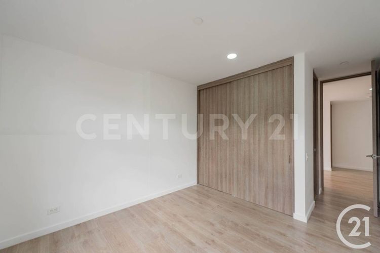 Apartamento de 3 alcobas en venta en Colina Campestre, Envigado, 205 m² · foto 12 de 23