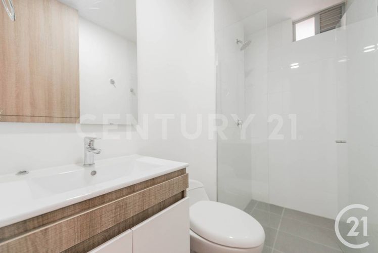 Apartamento de 3 alcobas en venta en Colina Campestre, Envigado, 205 m² · foto 13 de 23