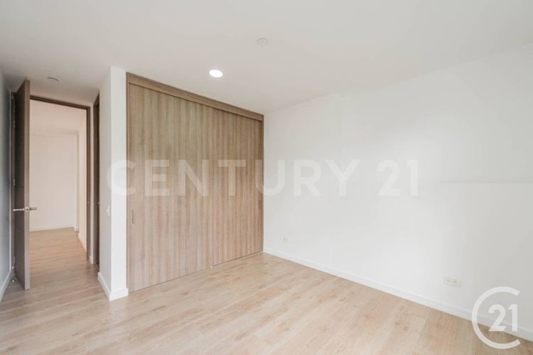 Apartamento de 3 alcobas en venta en Colina Campestre, Envigado, 205 m² · foto 14 de 23
