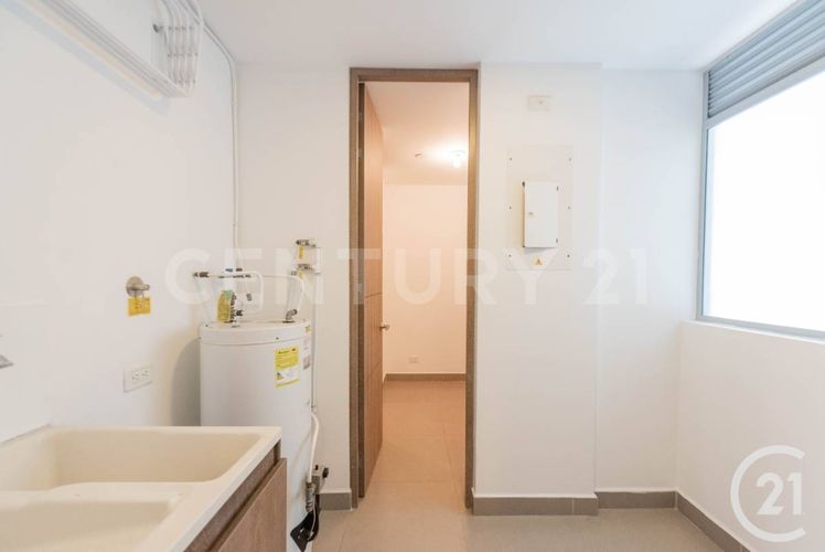 Apartamento de 3 alcobas en venta en Colina Campestre, Envigado, 205 m² · foto 17 de 23