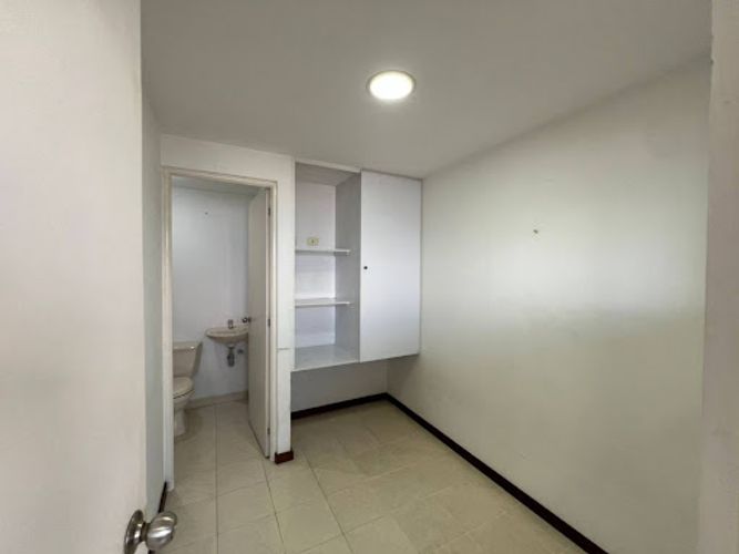 Apartamento de 3 alcobas en arriendo en El Tesoro, Medellín, 160 m² · foto 14 de 19