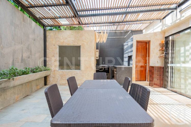 Casa de 4 alcobas en venta en Cola Del Zorro, Medellín, 425 m² · foto 4 de 24