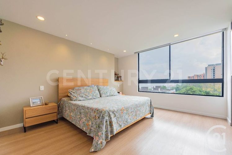 Apartamento de 4 alcobas en venta en Colina Campestre, Envigado, 182 m² · foto 8 de 24