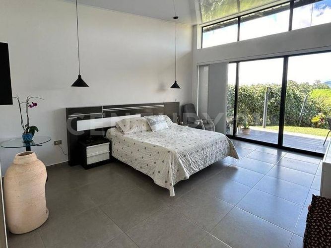 Casa de 3 alcobas en venta en Cristo Rey, El Carmen de Viboral, 280 m² · foto 8 de 23