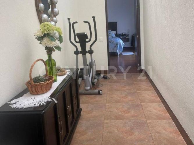 Casa de 4 alcobas en arriendo en Altos Del Escobero, Envigado, 426 m² · foto 5 de 24