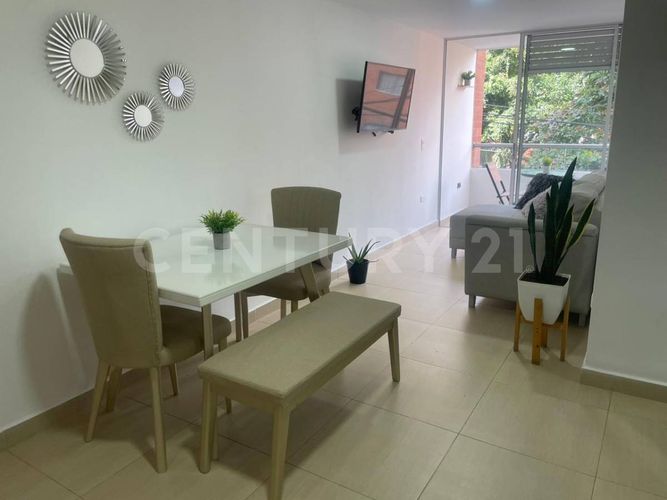 Apartamento de 2 alcobas en arriendo en Entreamigos, Sabaneta, 55 m² · foto 2 de 18