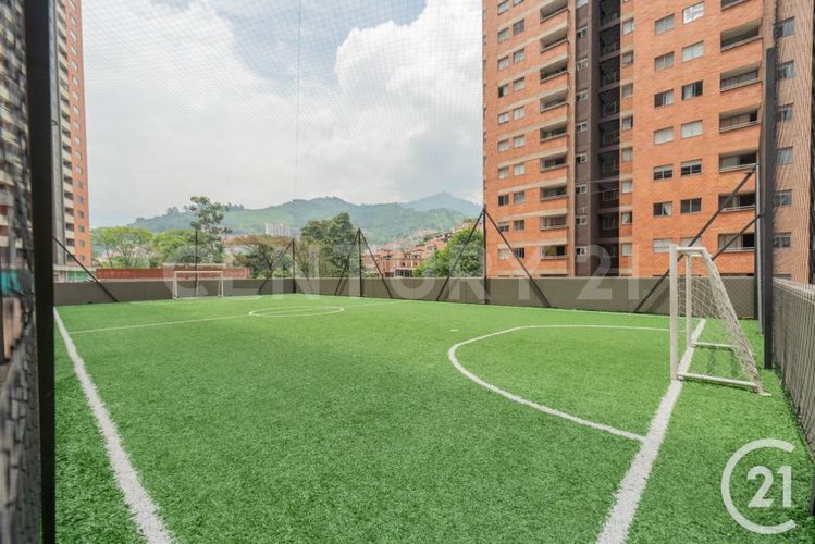 Apartamento de 2 alcobas en venta en Tablazo, Itagüí, 56 m² · foto 13 de 17