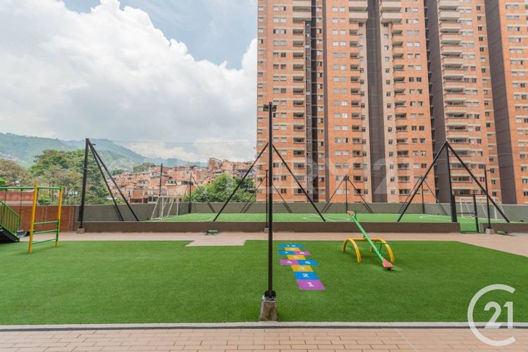 Apartamento de 2 alcobas en venta en Tablazo, Itagüí, 56 m² · foto 14 de 17