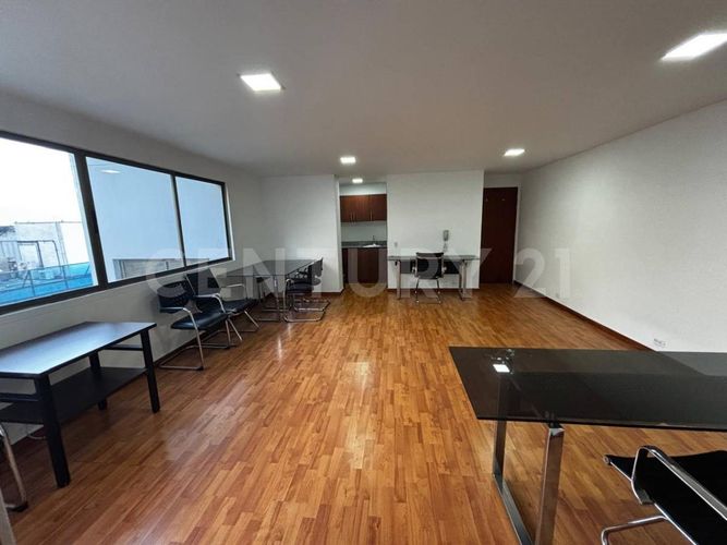Oficina en arriendo en Las Lomas, Medellín, 54 m² · foto 2 de 13