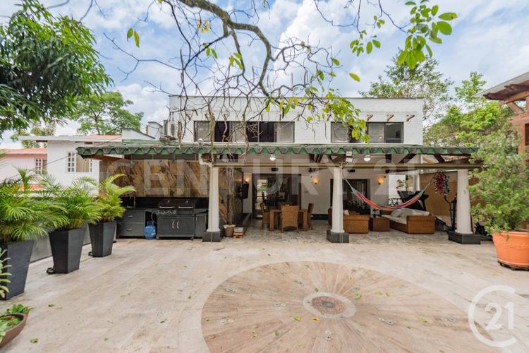 Casa de 4 alcobas en venta en La Milagrosa, Medellín, 662 m² · foto 4 de 24