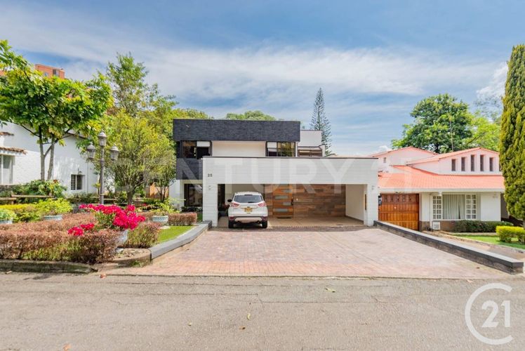 Casa de 4 alcobas en venta en La Milagrosa, Medellín, 662 m² · foto 23 de 24