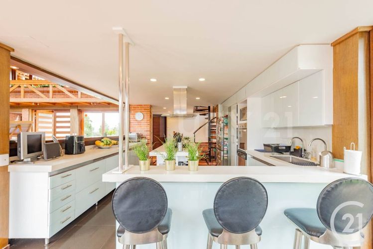 Casa de 3 alcobas en venta en Loma Del Escobero, Medellín, 450 m² · foto 15 de 23