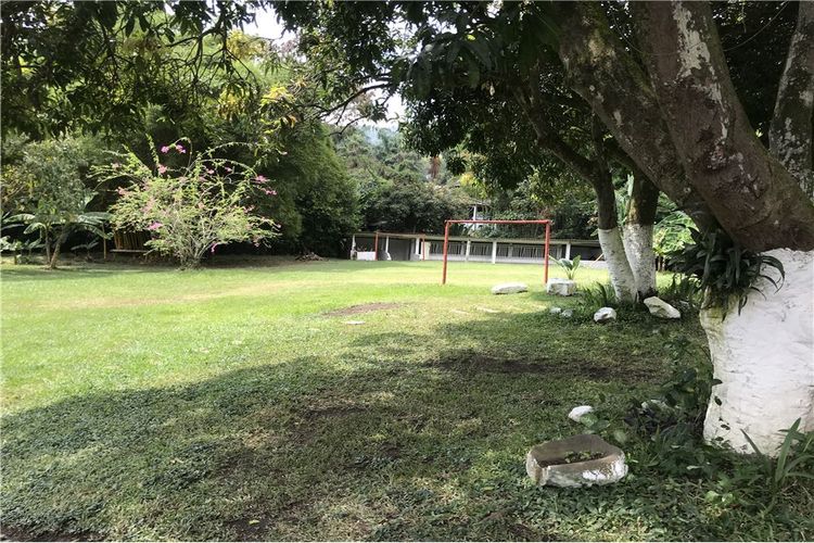 Casa de 5 alcobas en venta en Montebello, Cali, 250 m² · foto 17 de 24