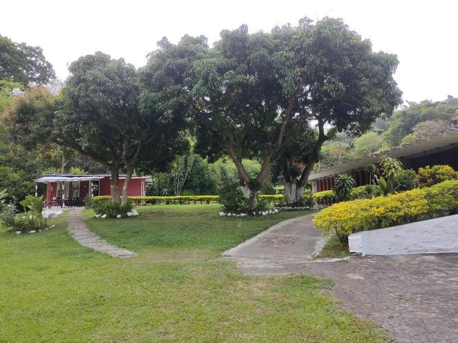 Casa de 5 alcobas en venta en Montebello, Cali, 250 m² · foto 24 de 24