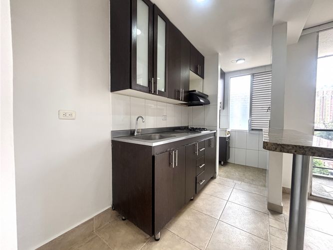 Apartamento de 2 alcobas en arriendo en Los Arias, Sabaneta, 60 m² · foto 6 de 14