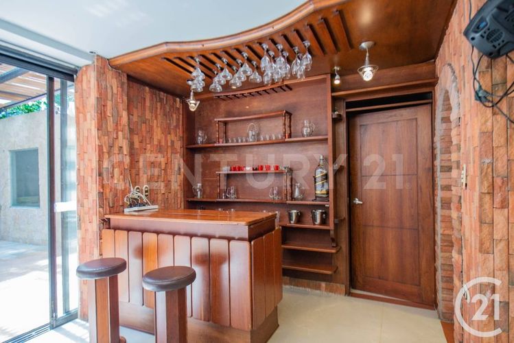 Casa de 4 alcobas en arriendo en Cola Del Zorro, Medellín, 425 m² · foto 10 de 24