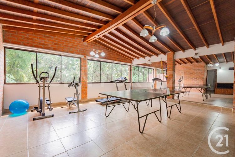 Casa de 4 alcobas en arriendo en Cola Del Zorro, Medellín, 425 m² · foto 17 de 24