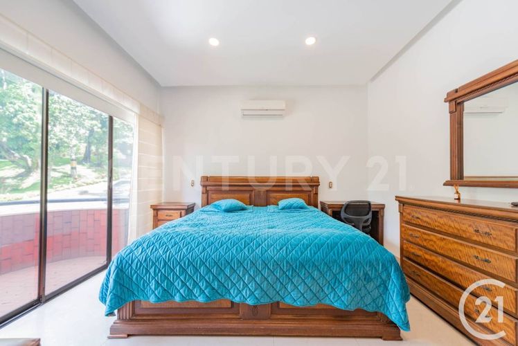 Casa de 4 alcobas en arriendo en Cola Del Zorro, Medellín, 425 m² · foto 22 de 24