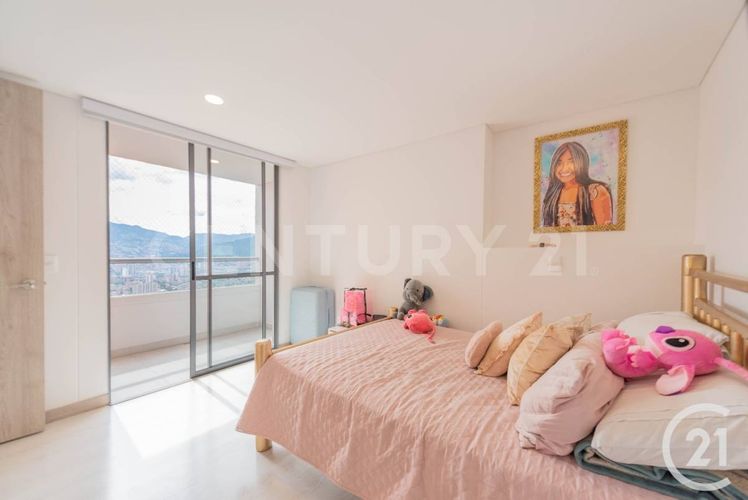 Apartamento de 4 alcobas en venta en Camino Verde, Envigado, 156 m² · foto 5 de 23
