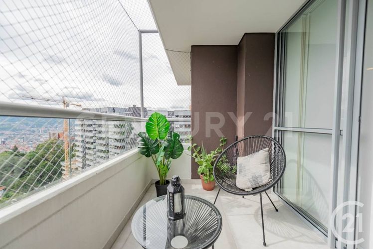 Apartamento de 4 alcobas en venta en Camino Verde, Envigado, 156 m² · foto 9 de 23