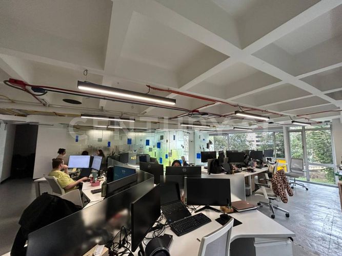 Oficina en arriendo en Villa Carlota, Medellín, 400 m² · foto 22 de 22