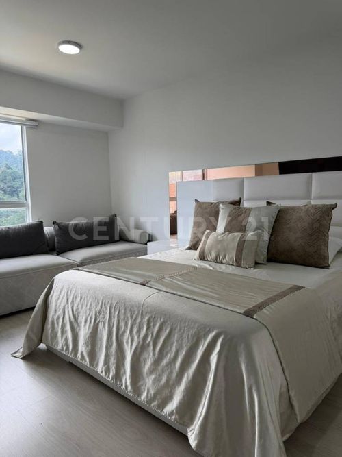 Apartamento de 3 alcobas en venta en El Poblado, Sabaneta, 87 m² · foto 12 de 22
