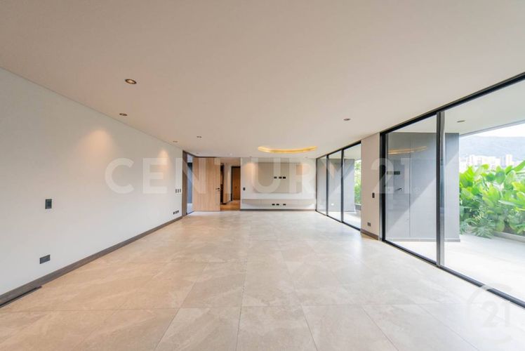 Apartamento de 3 alcobas en venta en Guaduales De La Abadia, Envigado, 361 m² · foto 4 de 24