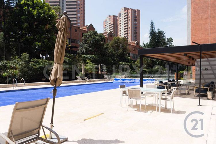 Apartamento de 4 alcobas en venta en Transversal Superior, Medellín, 200 m² · foto 19 de 23