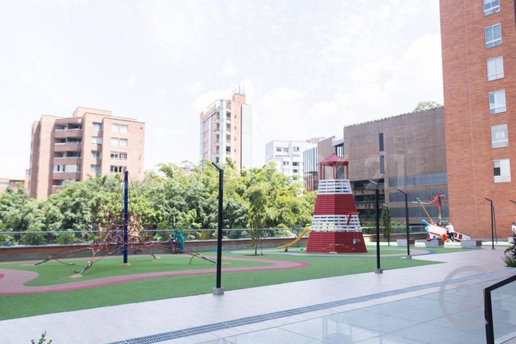 Apartamento de 4 alcobas en venta en Transversal Superior, Medellín, 200 m² · foto 23 de 23
