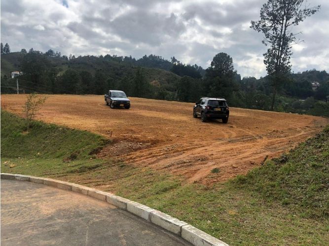 Lote en venta en San Nicolas, La Ceja, 6573 m² · foto 2 de 13