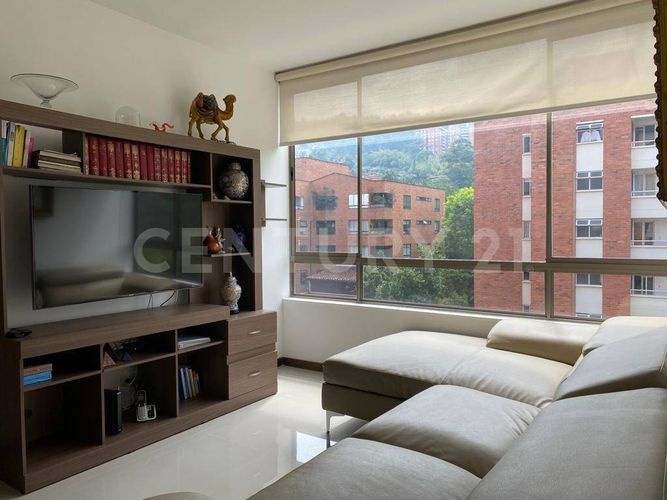 Apartamento de 3 alcobas en arriendo en Las Lomas No.2, Medellín, 150 m² · foto 13 de 15