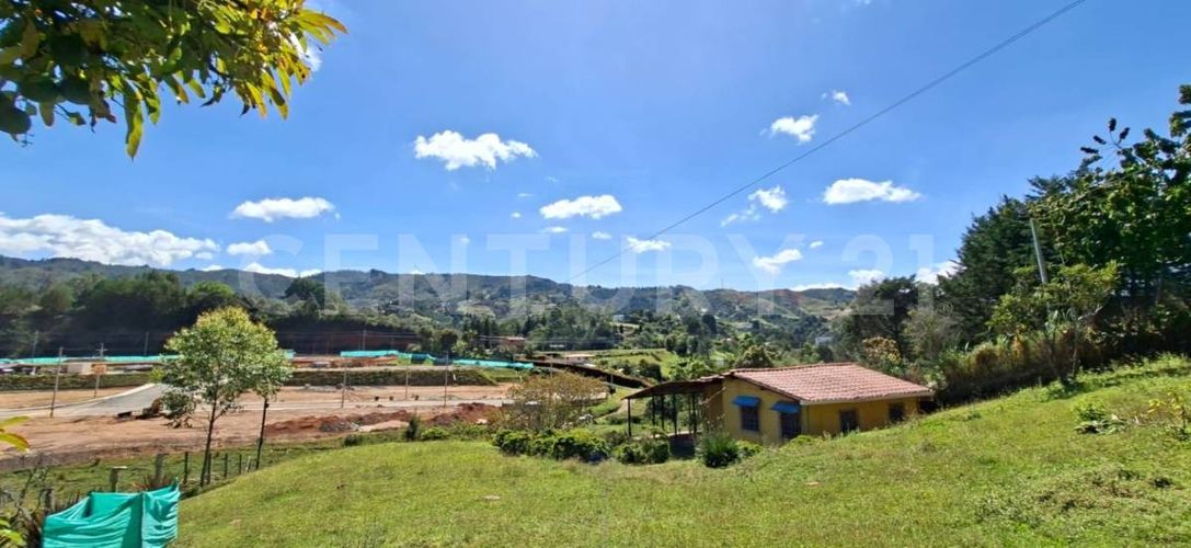 Finca en venta en La Mejia, Guarne, 120 m² · foto 14 de 16