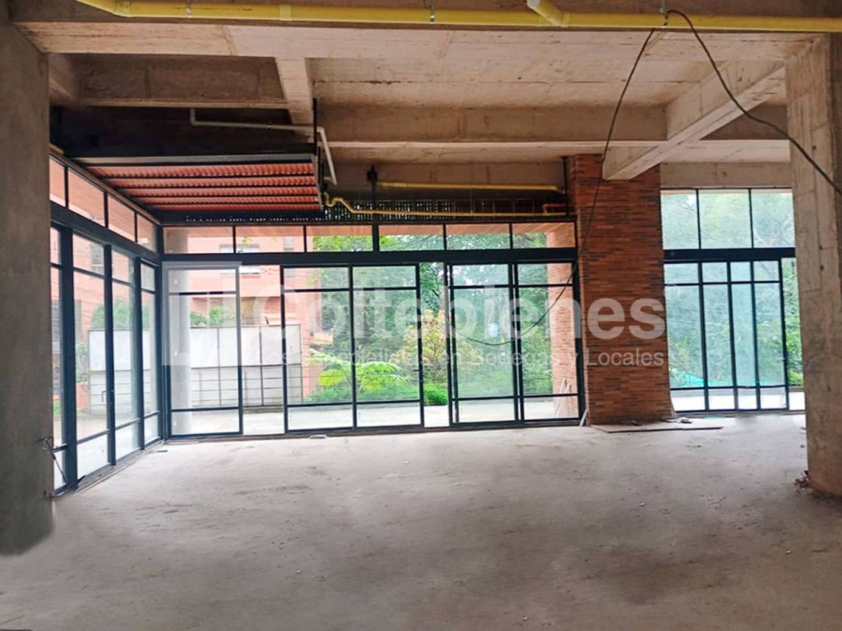 Local en Arriendo en Las palmas, Medellín